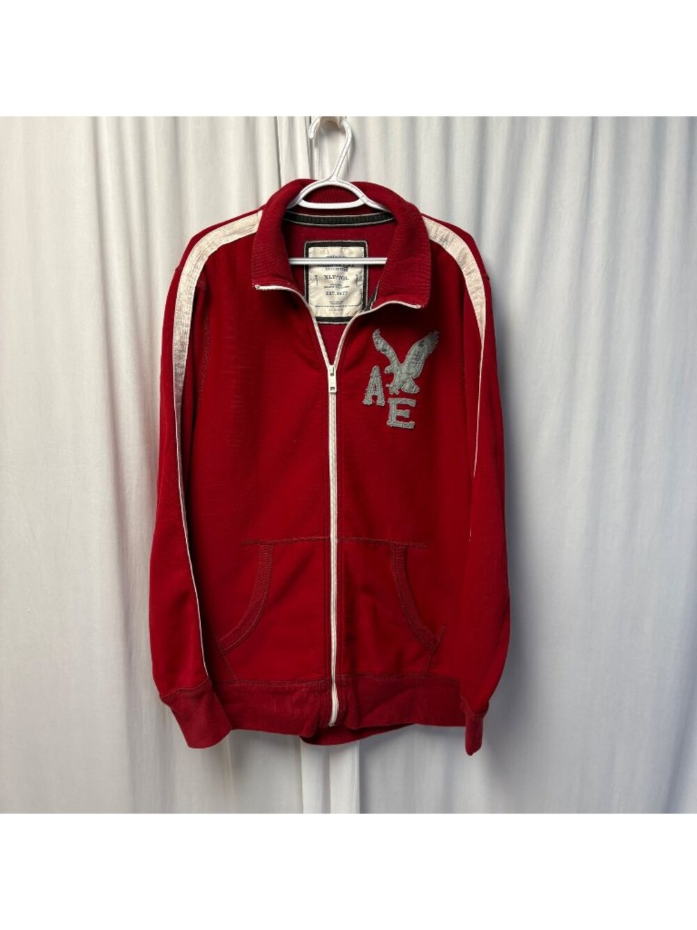 American Eagle Mens Red Full-Zip Jacket Size XLT Vintage Fit Sweatshirt Track